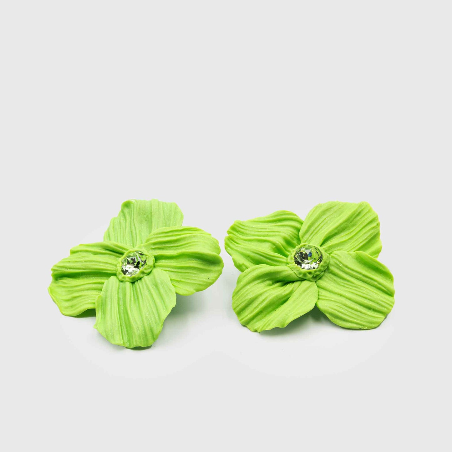 SPRING WHISPER earrings