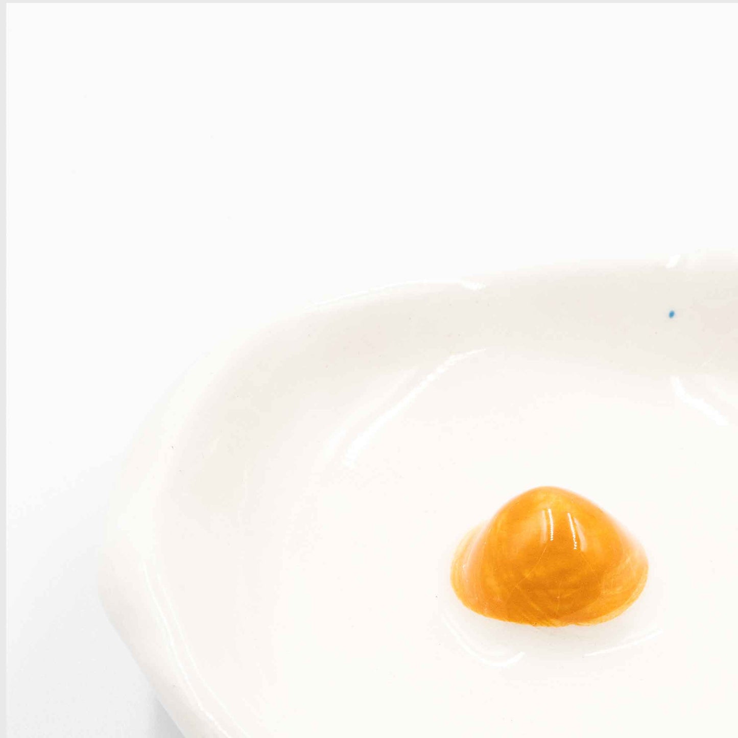EGGS magnets