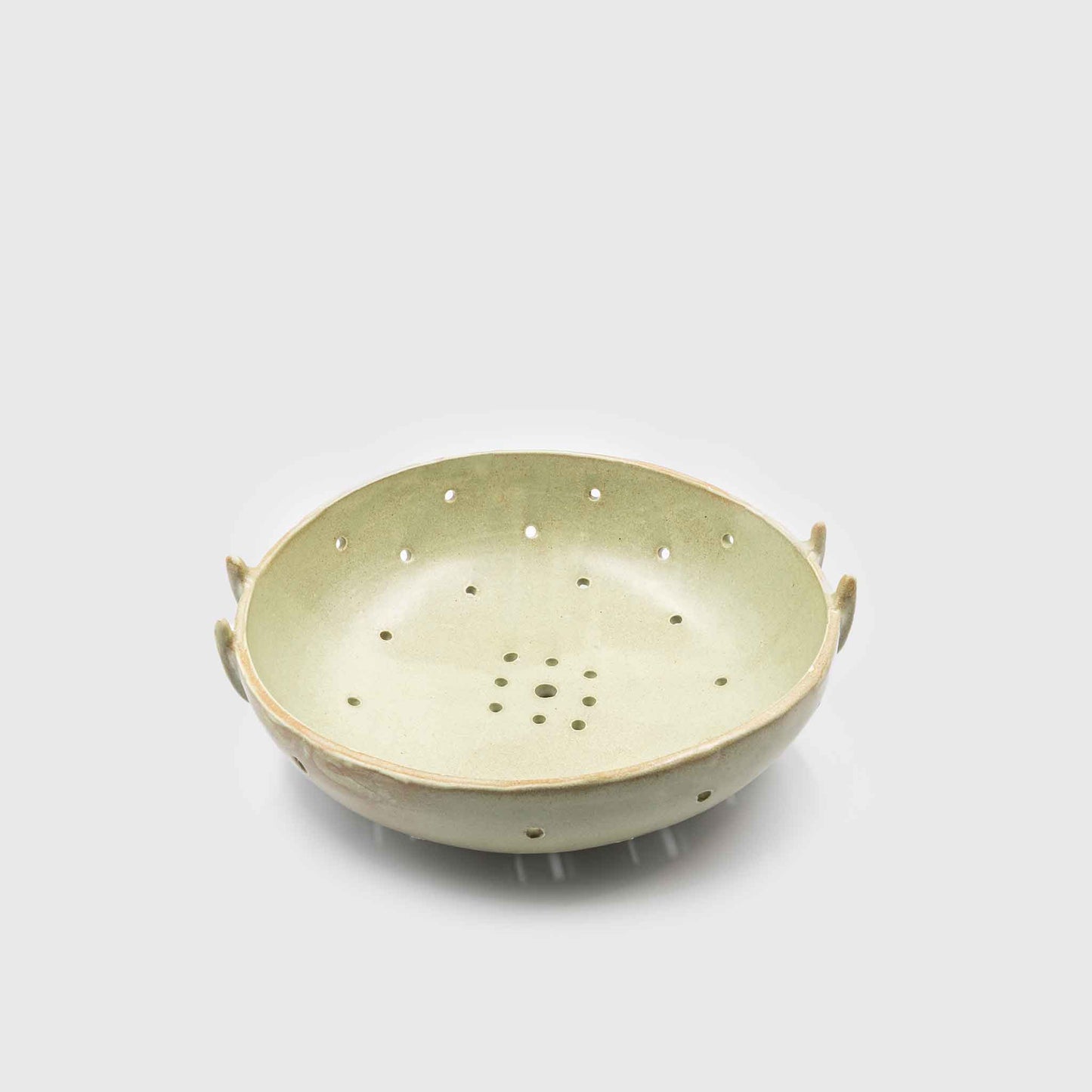 FRUIT PLATTER/ STRAINER