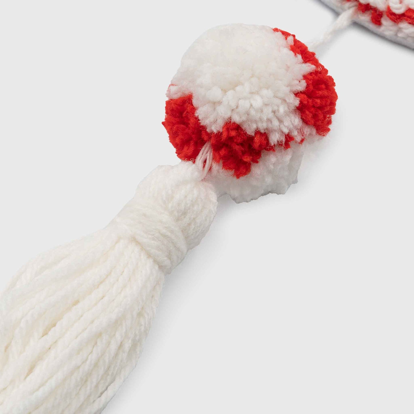 MANEKI NEKO CHARM knitted decoration