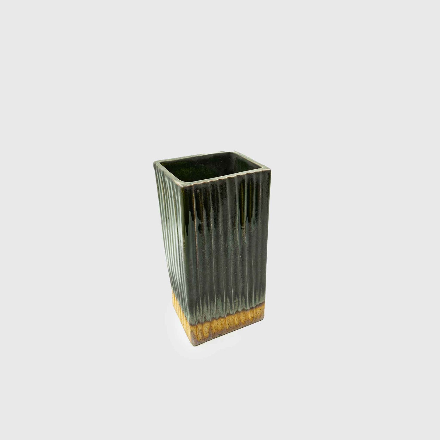MB12 GREEN LINES vase