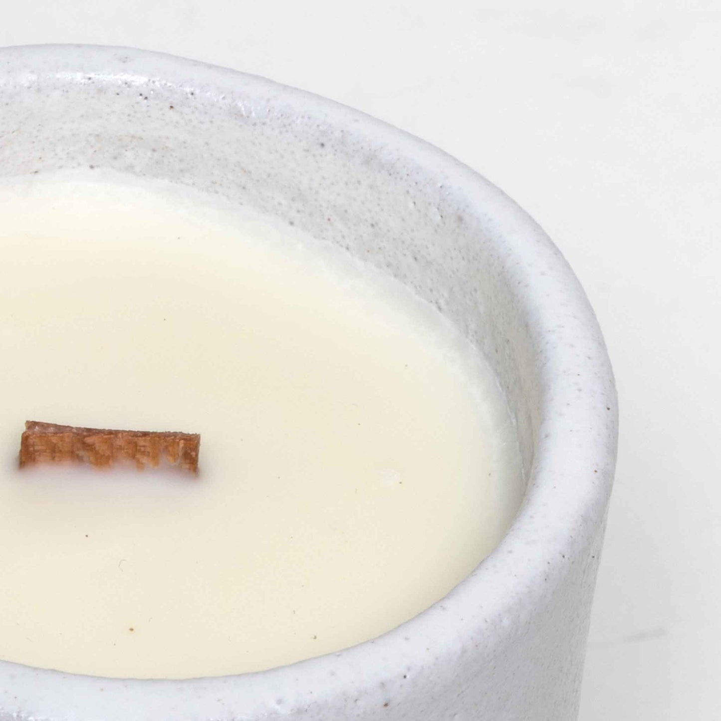 BAMBOO MUSK CANDLE ceramic container