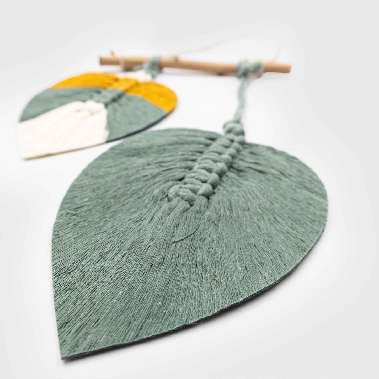 DOUBLE LEAVES macrame