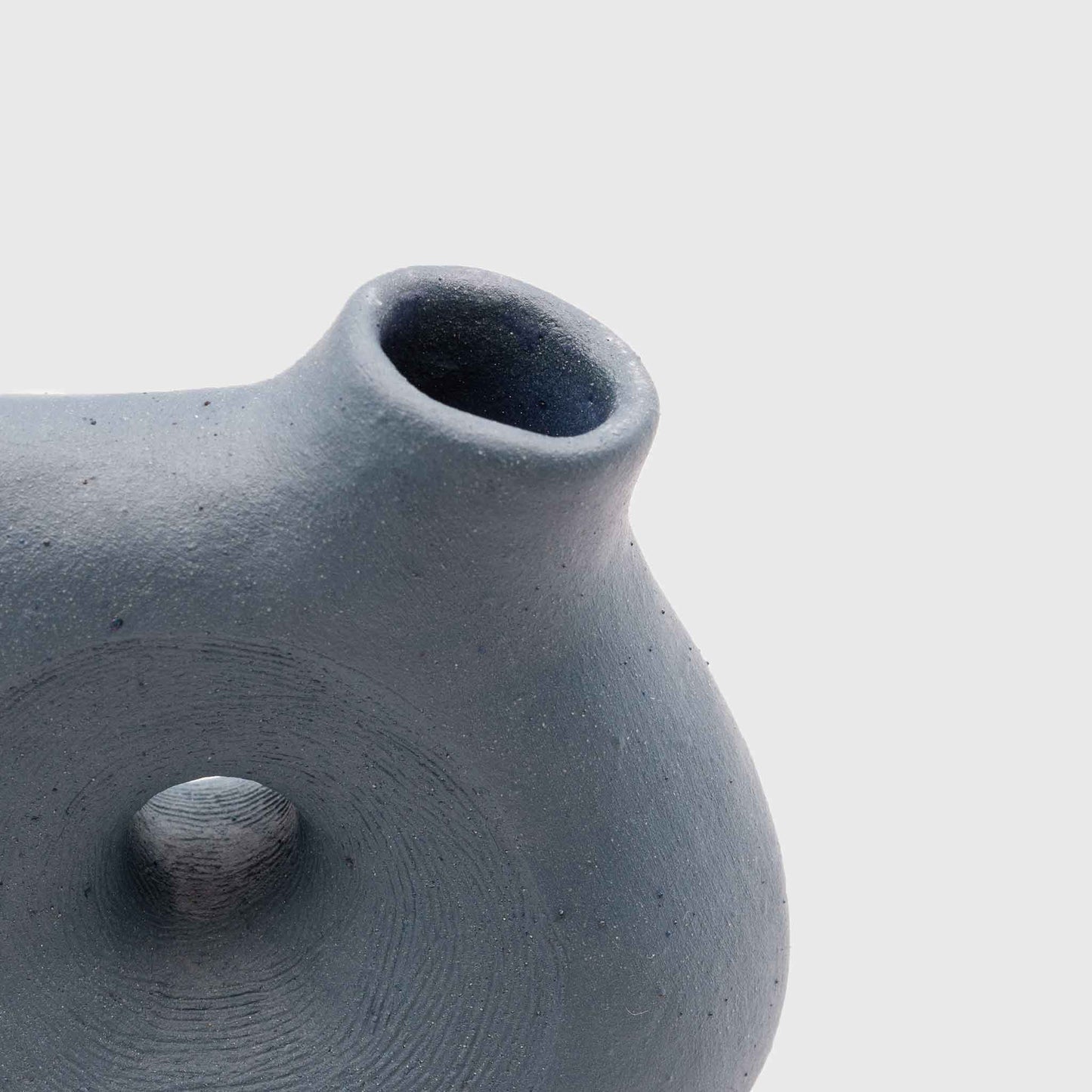 HOLLOW MINI vase