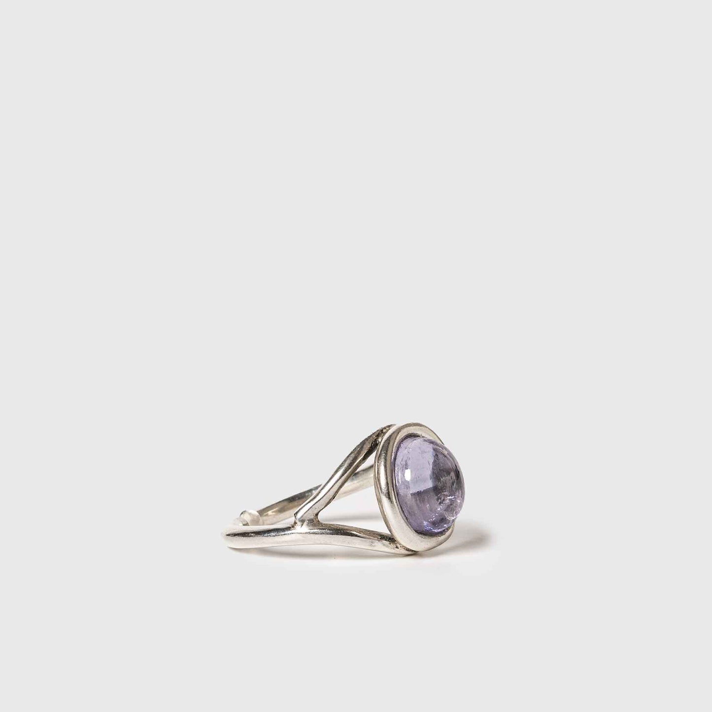 MIA ring